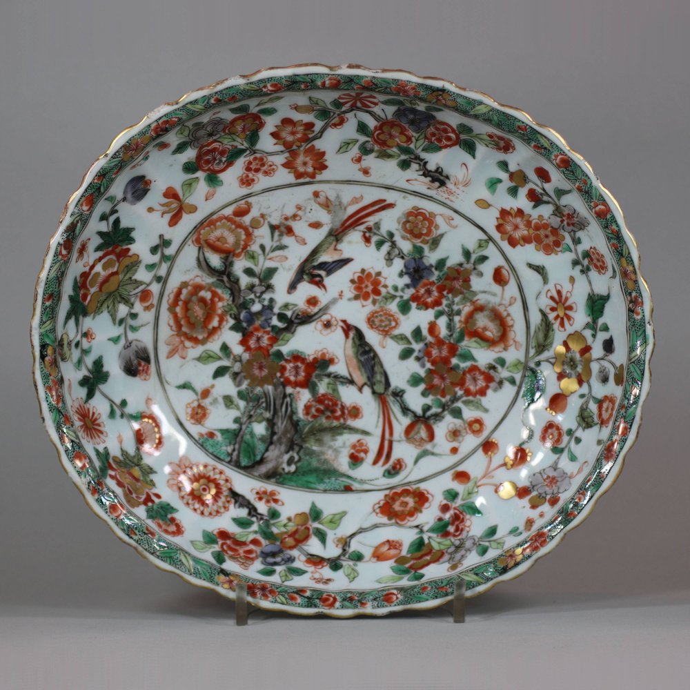 U645 Famille verte oval fluted basin, Kangxi (1662-1722)