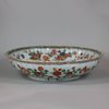 U645 Famille verte oval fluted basin, Kangxi (1662-1722)