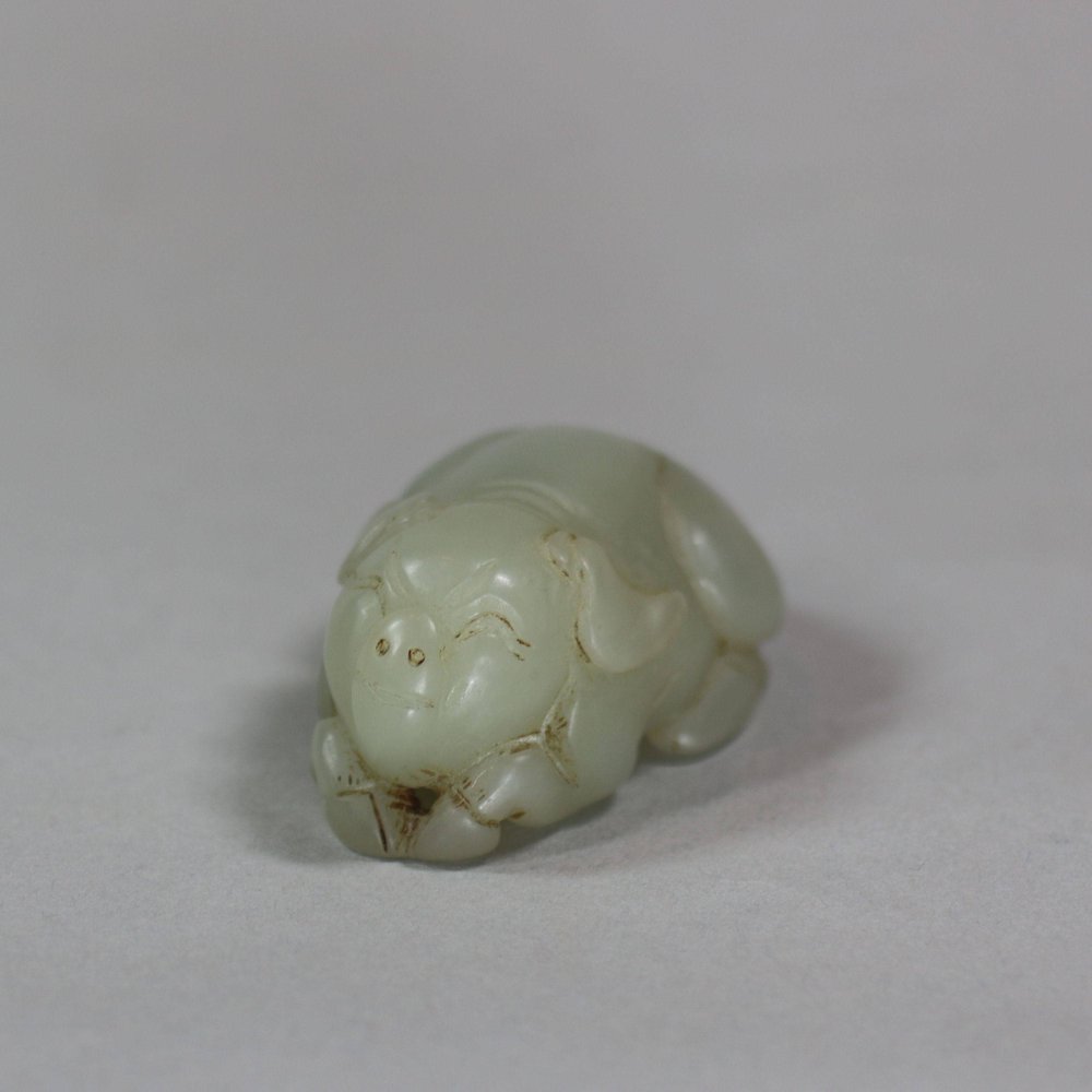 U663 Jade pig, late Qing