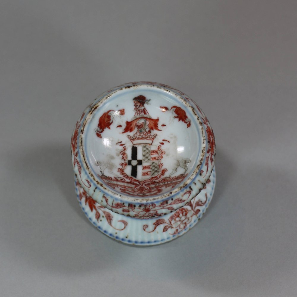 U680 Imari ribbed armorial salt, Yonzheng (1723-1735)