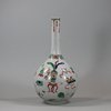 U689 Famille verte bottle vase, Kangxi (1662-1722)