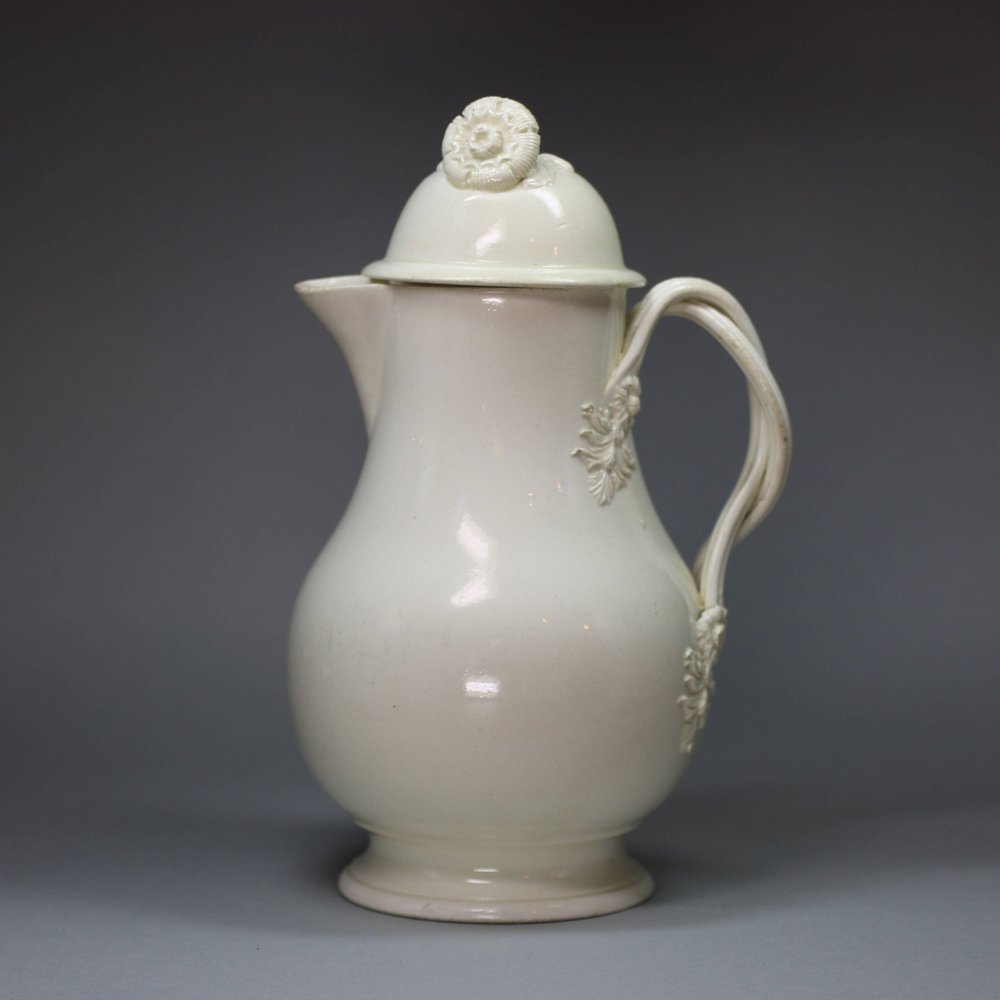 U69 English creamware coffee pot and lid, 18th century