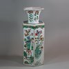 U802 Famille verte hexagonal vase, Kangxi (1662-1722)