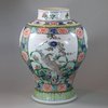 U804 Famille verte baluster vase, Kangxi (1662-1722)