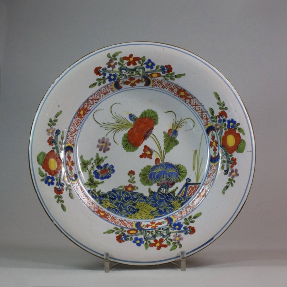 U820A Italian Faenza soup plate, Ferniani factory c. 1760-1800