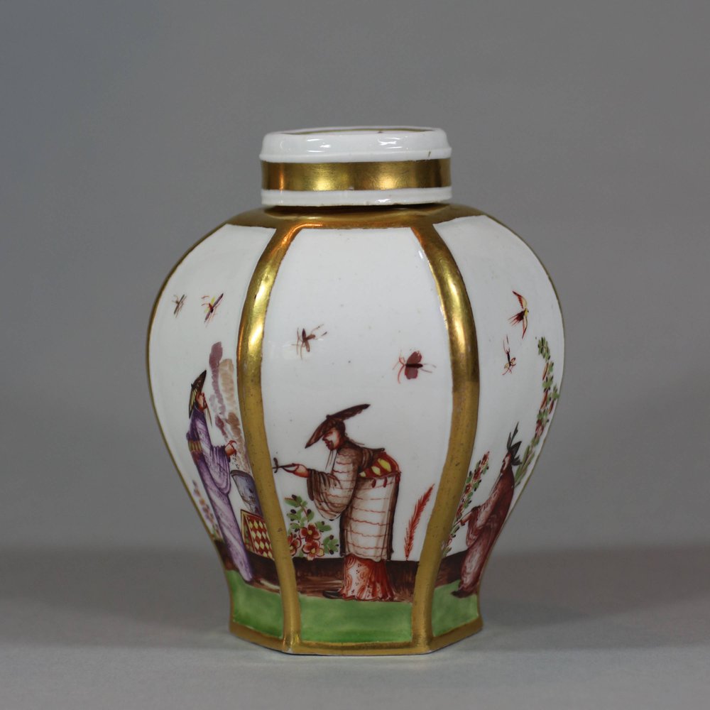 U888 Meissen hexagonal tea caddy and cover, circa 1723-24