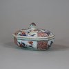 U908 Small Chinese Imari spice octagonal box and cover
