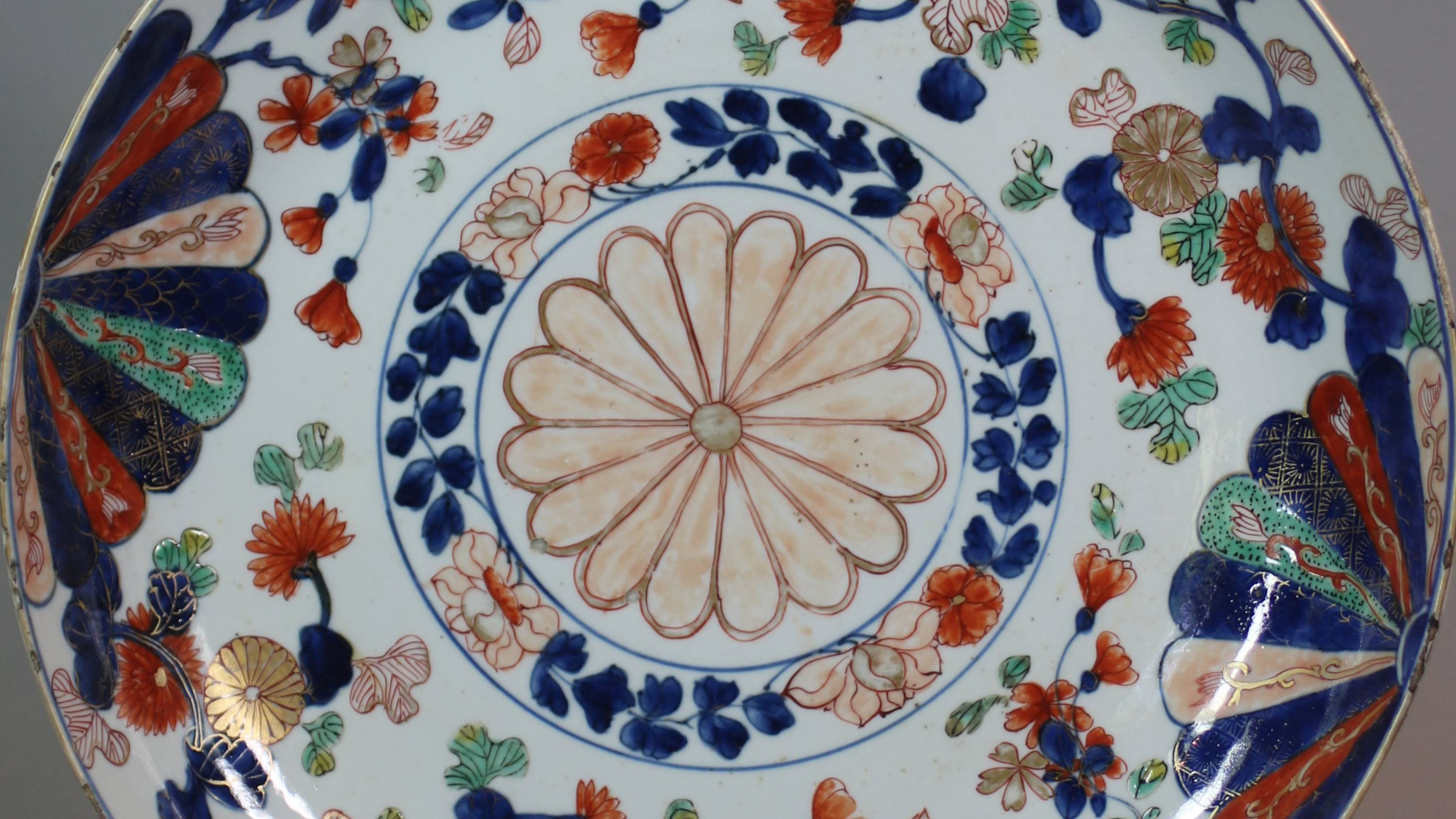 U945-Crop.2e16d0ba.fill-