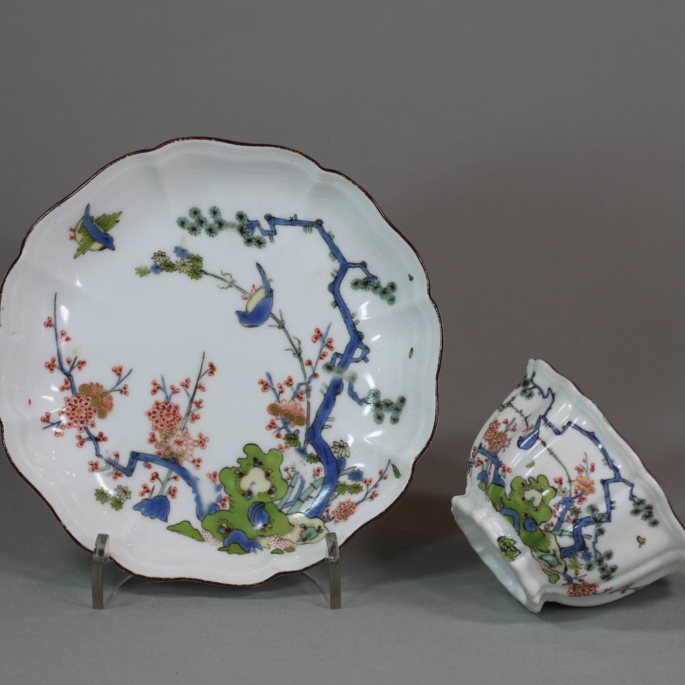 U964 Meissen octafoil teabowl and saucer, circa 1735