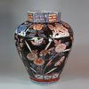 U968 Rare Japanese imari lacquered vase, circa 1700