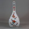 U984 Japanese Kakiemon flask, late 17th century