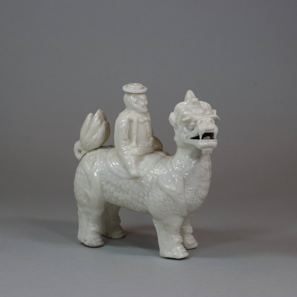 U995 Blanc de chine equestrian figure group, Kangxi (1662-1722)