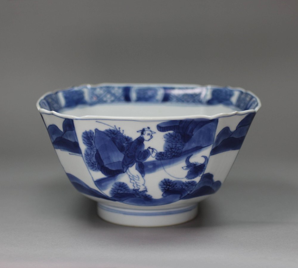 V169 Blue and white bowl, Kangxi (1662-1722)