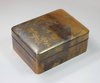 V520 Japanese gold lacquer box, Meiji (1868-1912)