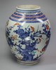 V620 Japanese kakiemon vase, circa 1700     SOLD