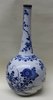 V639 Fine Chinese blue and white bottle vase, Kangxi (1662-1722)