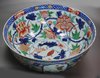 V907 Large fine Chinese verte-imari bowl, Kangxi (1662-1722)