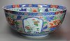 V907 Large fine Chinese verte-imari bowl, Kangxi (1662-1722)