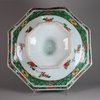 W117 Famille verte octagonal tazza, Kangxi (1662-1722)