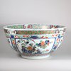 W123 Large famille verte bowl, Kangxi (1662-1722)
