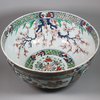 W123 Large famille verte bowl, Kangxi (1662-1722)