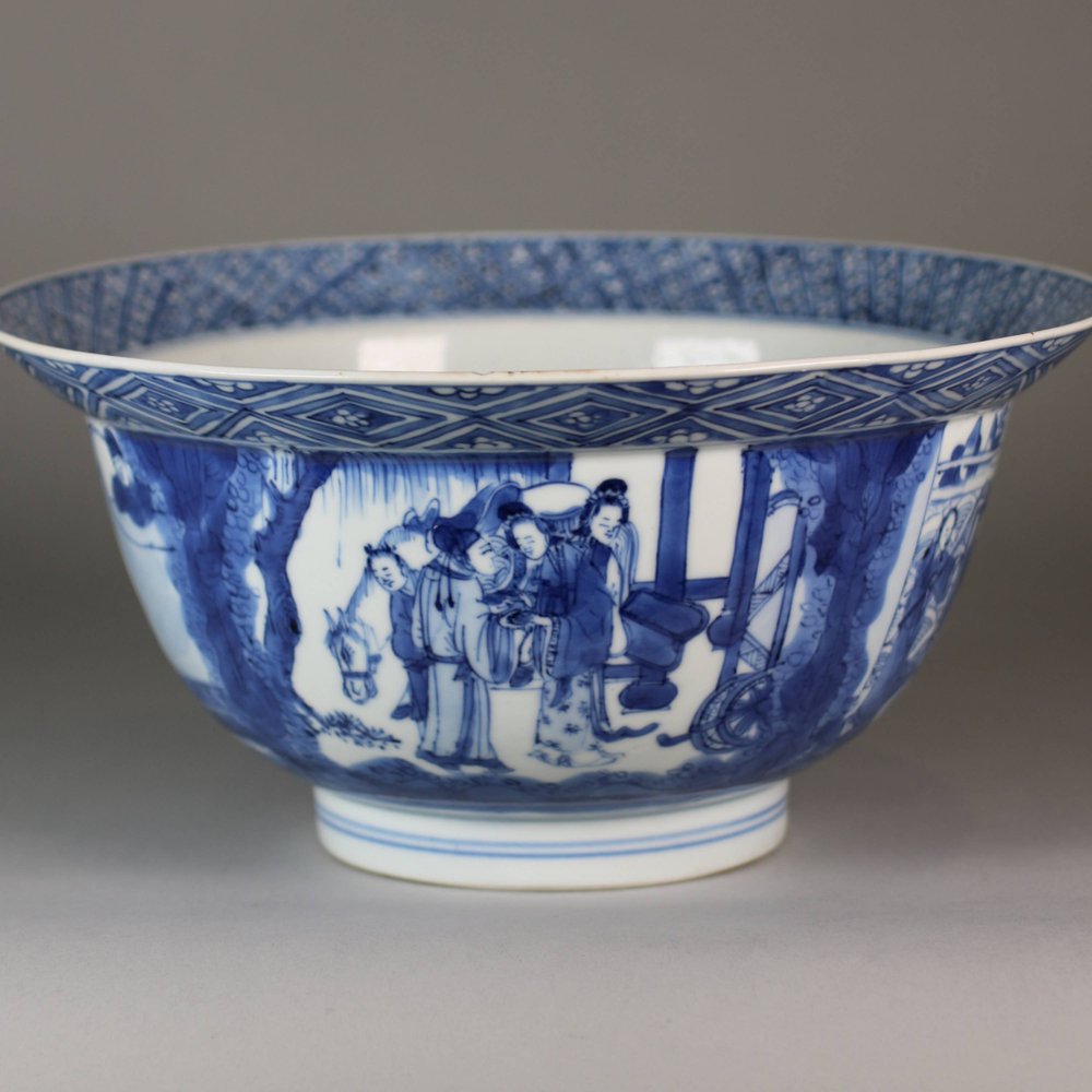 W150 Blue and white klapmutz bowl, Kangxi (1662-1722)