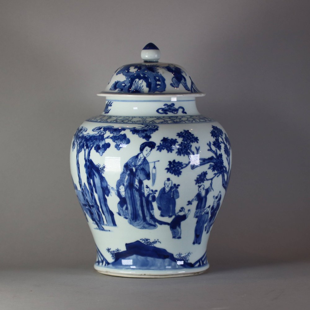 W192 Baluster jar and cover Kangxi(1662-1722)