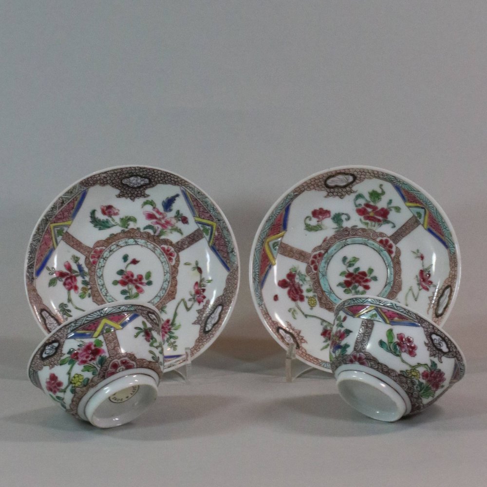 W25 Pair of famille rose teabowls and saucers
