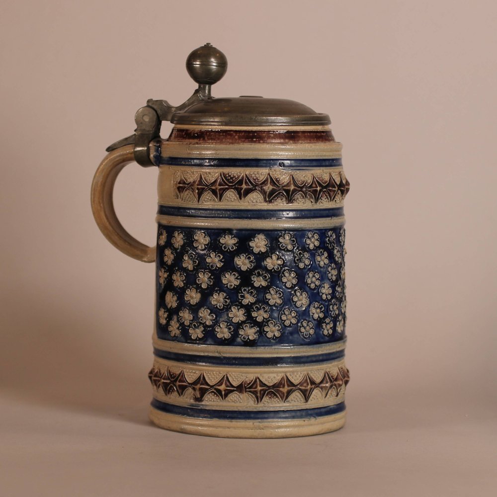 W284 German stoneware tankard, circa 1700