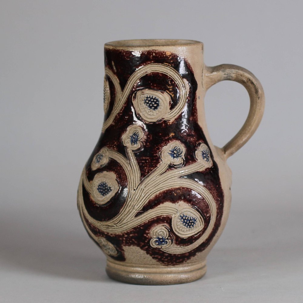 W290 German tankard, 18th century, of bulbous form