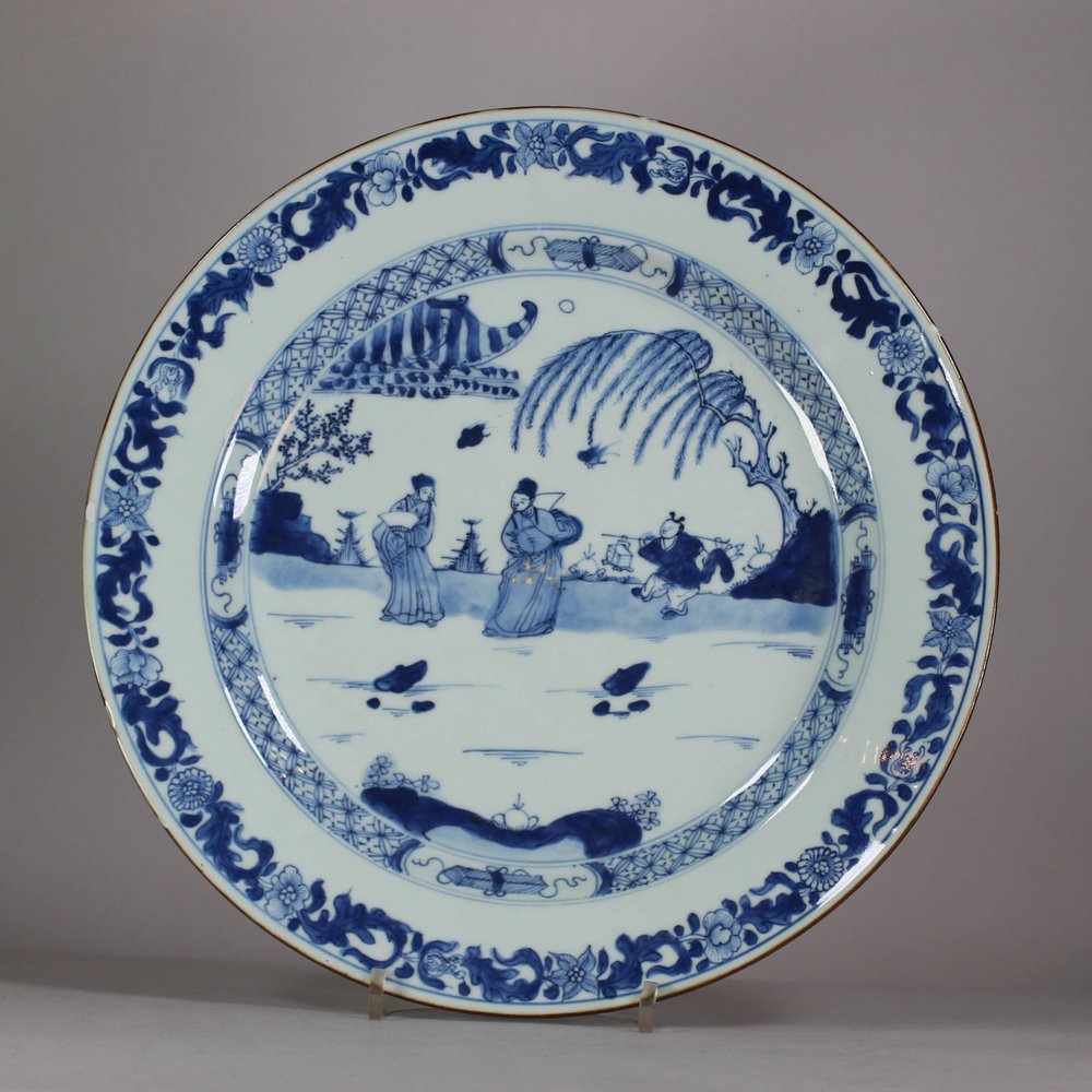 W296 Blue &amp; white plate, Qianlong (1735-96)