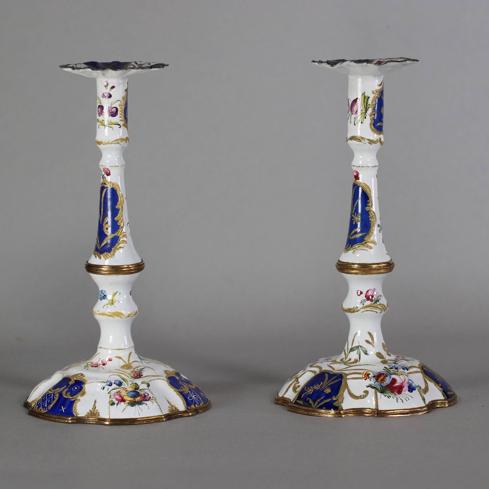 W363 A pair of 18th century South Staffordshire, probably Bilston