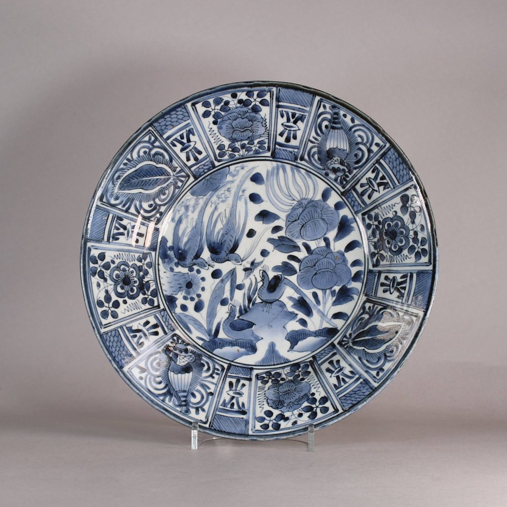 W366 Japanese dish, Edo (1603-1868)