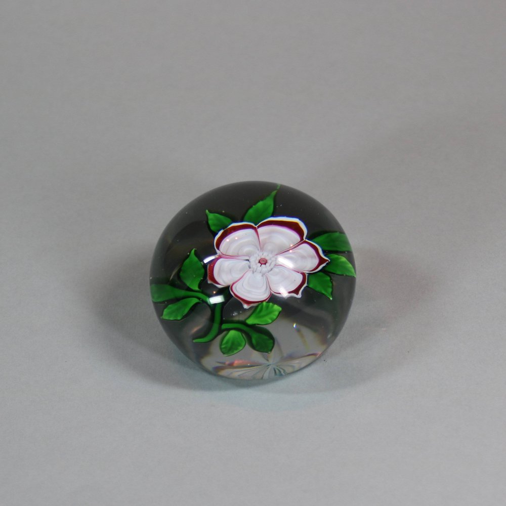 W37 Baccarat primrose paperweight, circa 1850