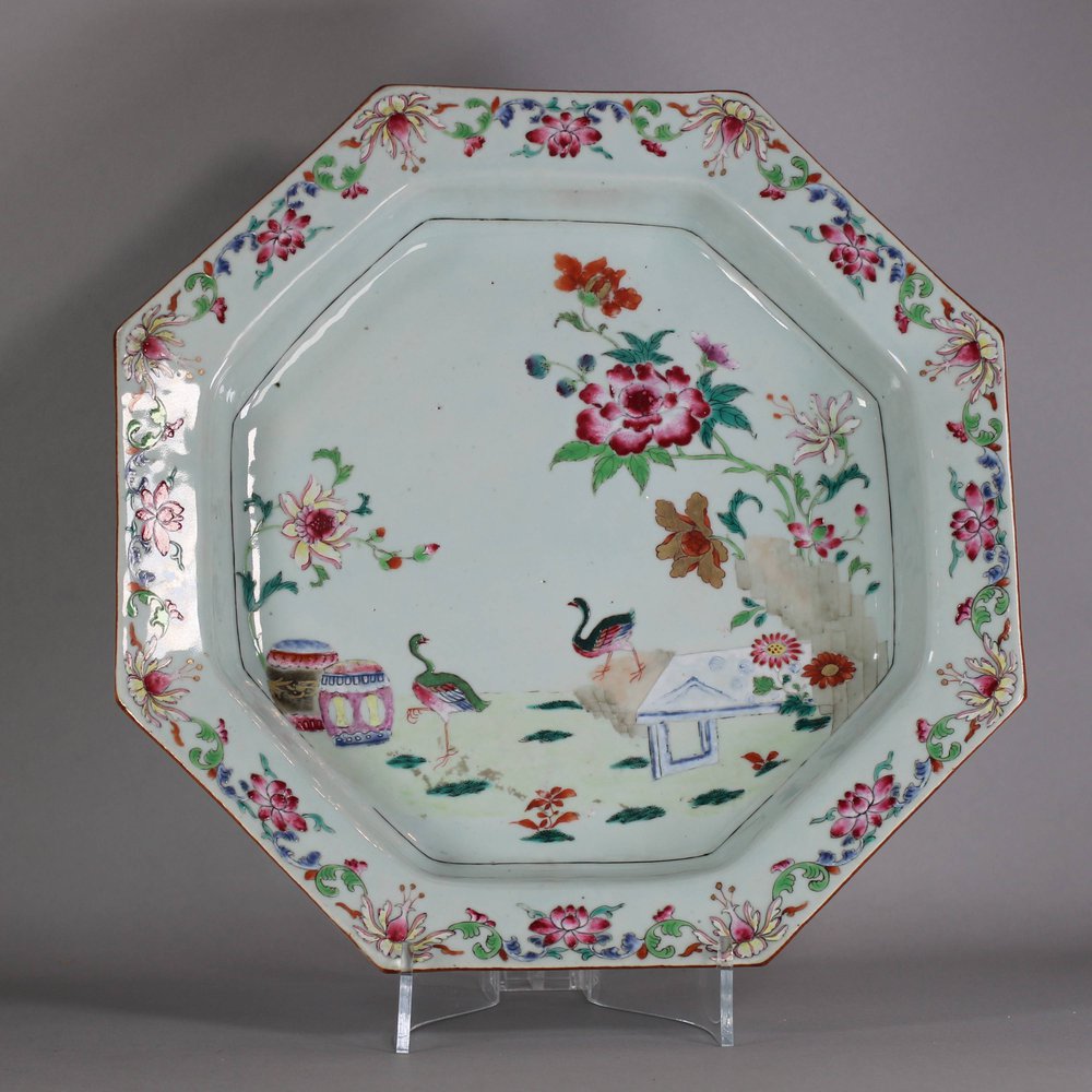 W375 Famille rose octagonal deep stand, Qianlong (1736-95)