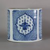 W408 Chinese blue and white brush pot Kangxi(1662-1722)
