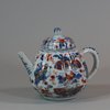 W46 Imari ribbed teapot and cover, early 18th century