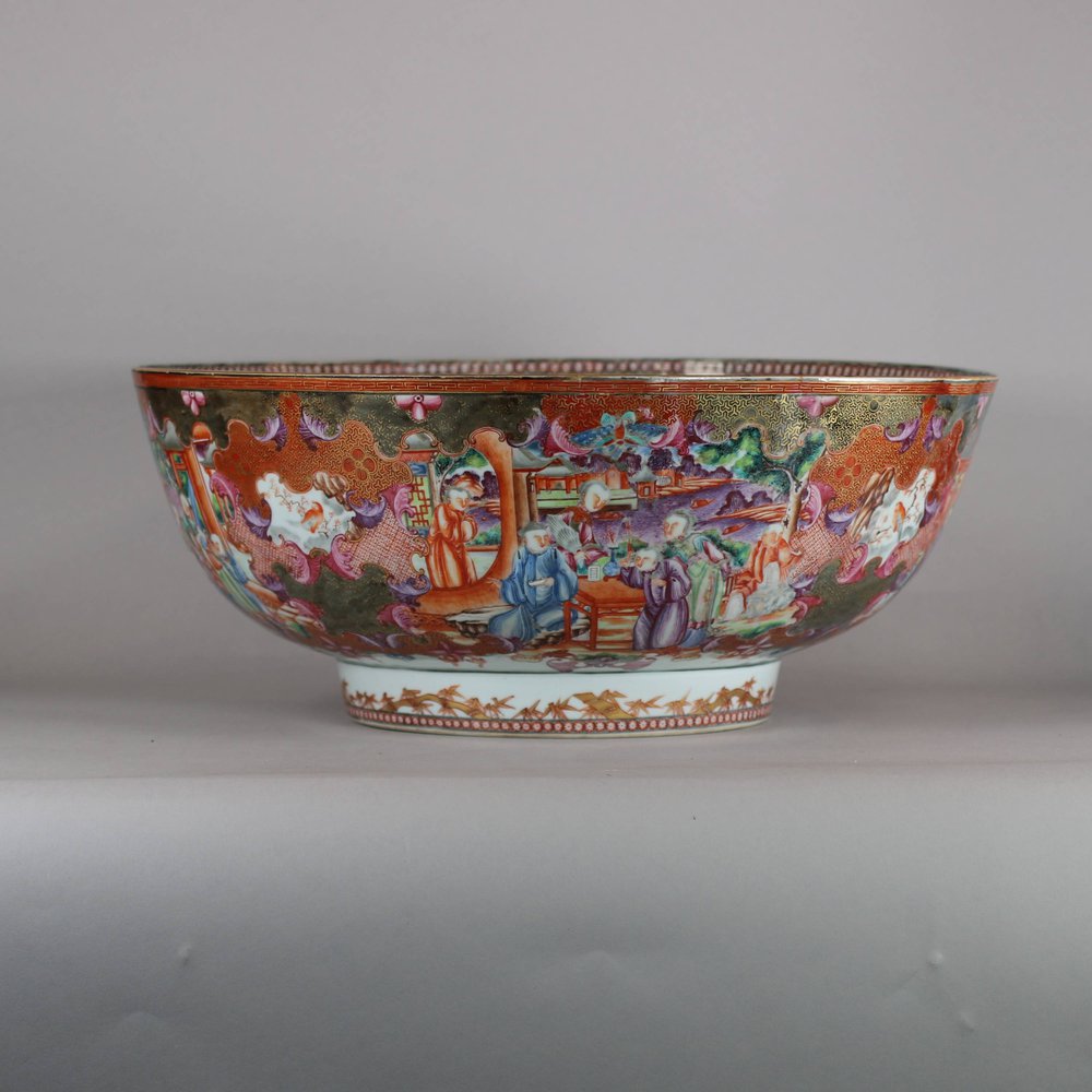 W476 Massive Chinese Madarin bowl