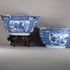 W526 A pair of large Chinese blue and white punch bowls, Kangxi (1662-1722)