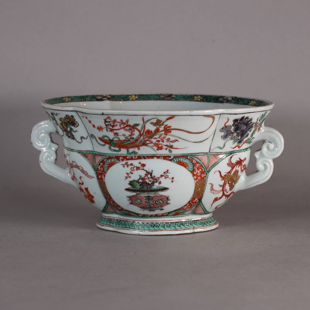 W535 Chinese lobed bowl