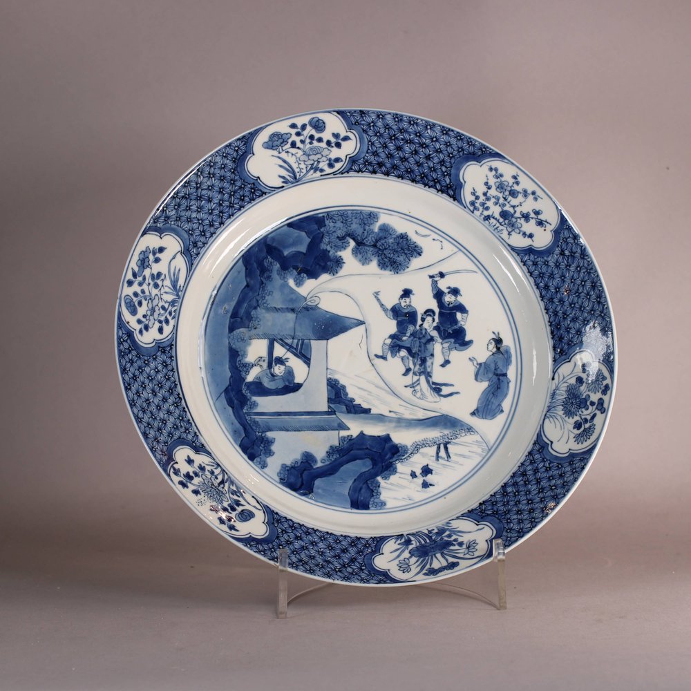W684 Chinese blue and white plate, Kangxi (1662-1722)