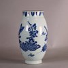 W687 Fine Chinese Transitional Chongzhen blue and white ovoid vase, circa 1640,