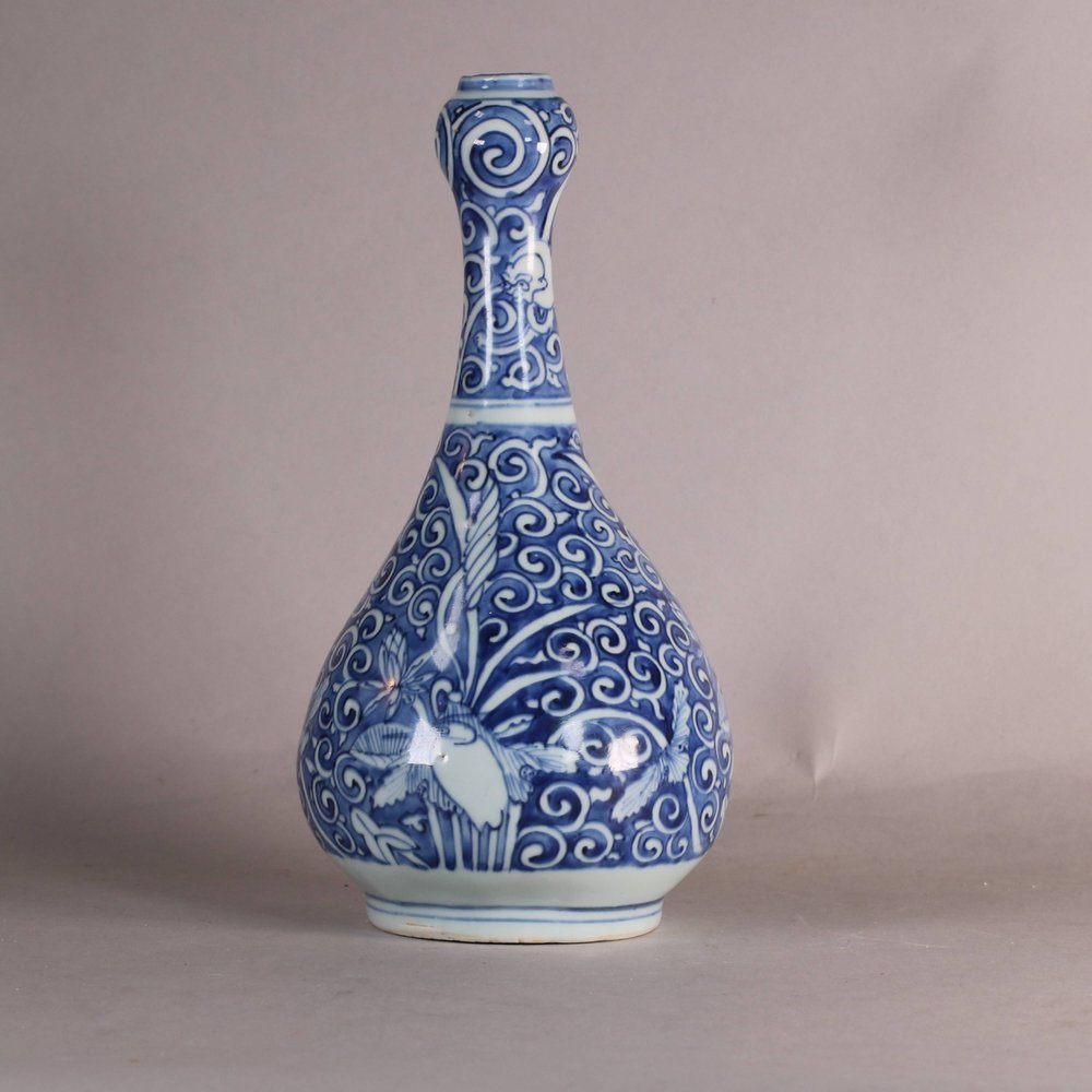 W688 Chinese blue and white bottle vase, Wanli (1573 -1619)