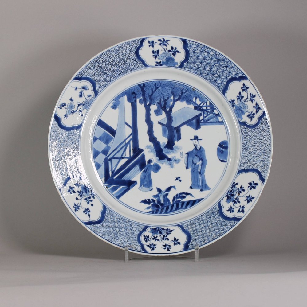 W770 Chinese blue and white charger, Kangxi (1662-1722)