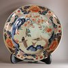 W829 Large Japanese Imari charger Edo period, early 18th century.