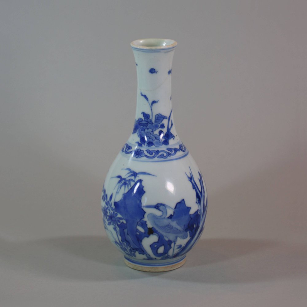 W87 Blue and white pear-shape bottle