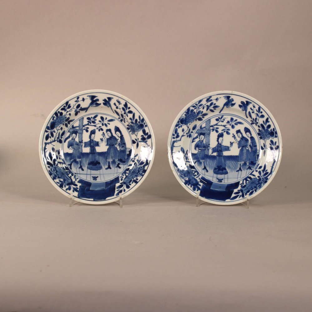 W997 Pair of Chinese blue and white plates depicting the 'Sense of Smell', Kangxi (1662-1722),