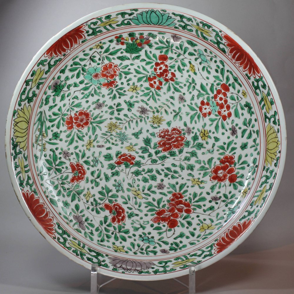 X200 Famille verte plate, early Kangxi (1662-1722)