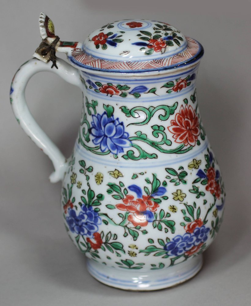 X36 Famille -verte baluster tankard and cover Kangxi(1662-1722)