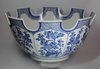 X39 Extremely rare Chinese blue and white monteith